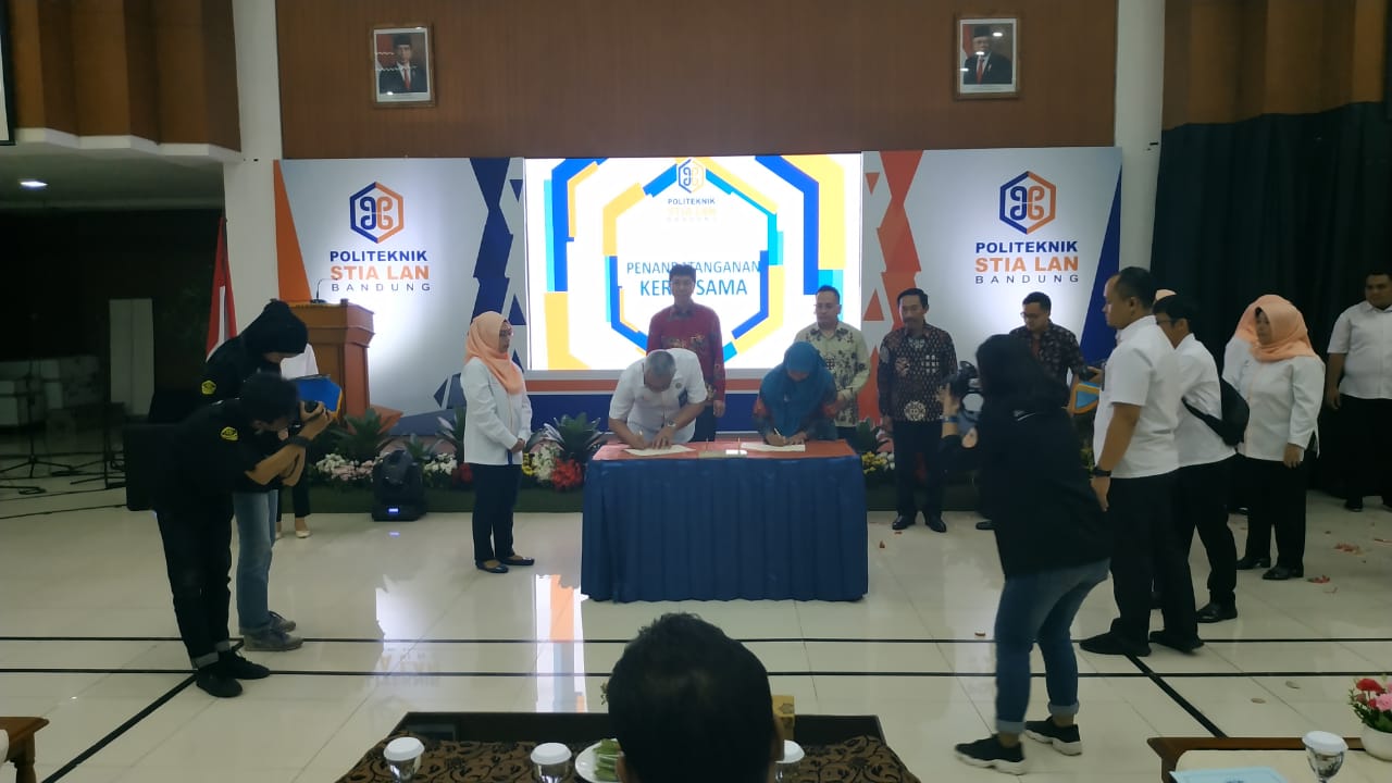 ABDSI KORWIL JABAR TANDATANGANI MOU DENGAN STIA LAN BANDUNG